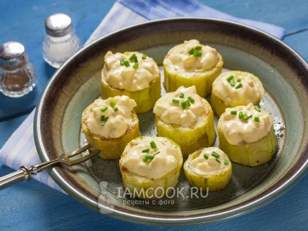 Фото блюда: Жареные огурцы с яйцами