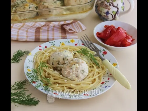 Фото блюда: Куриные тефтели в сливочном соусе в духовке