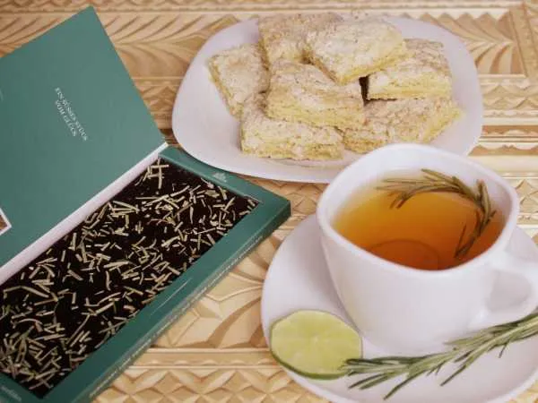 Фото блюда: Чай с лимоном, имбирём и розмарином