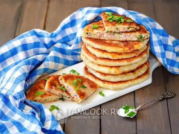 Фото блюда: Сырные лепешки с ветчиной