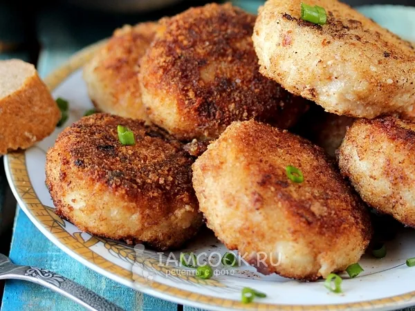 Фото блюда: Котлеты из щуки с салом