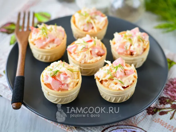 Фото блюда: Тарталетки с сыром и помидорами