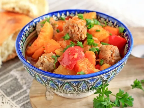 Фото блюда: Жаркое-соус с фрикадельками