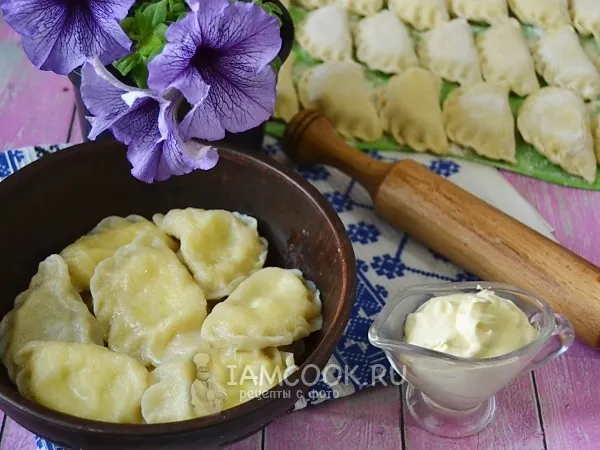 Фото блюда: Вареники с творогом из теста на воде