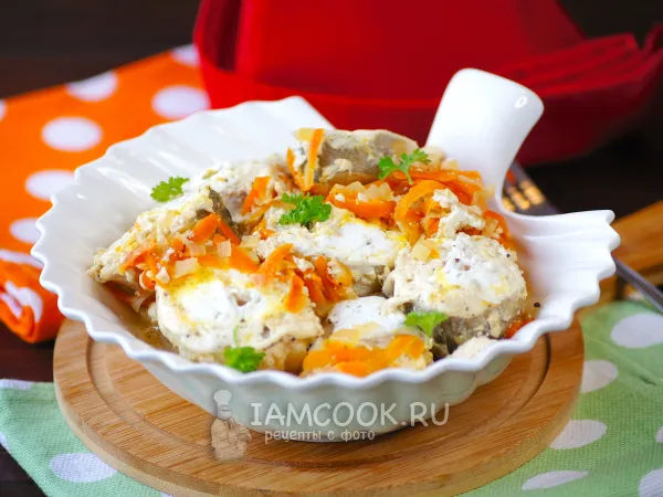 Фото блюда: Тушеный хек в сметане