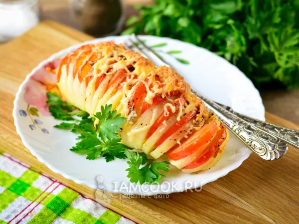 Фото блюда: Картошка-гармошка с помидорами в духовке