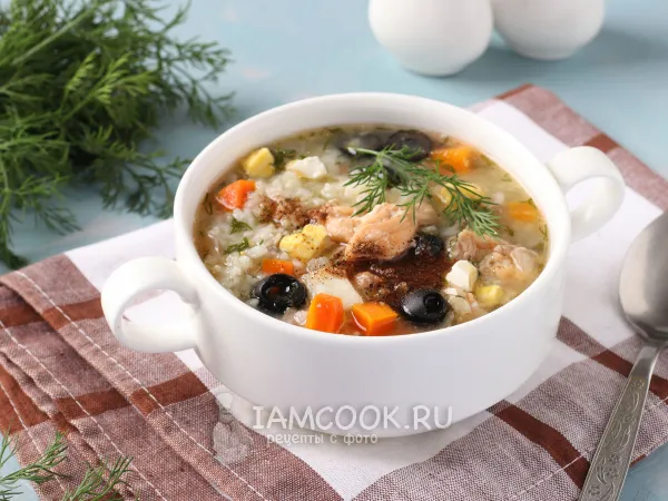 Фото блюда: Суп с консервированным лососем и рисом