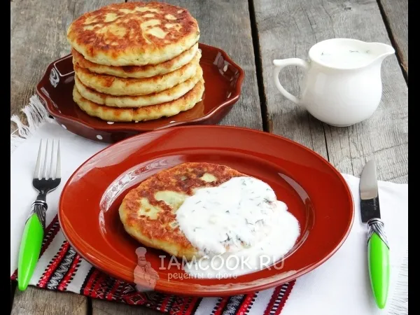 Фото блюда: Картофельные лепешки со шпинатной начинкой