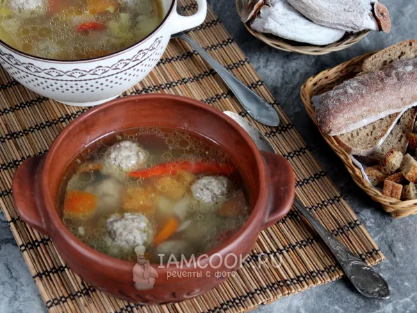 Фото блюда: Шурпа с замороженными овощами и фрикадельками из баранины