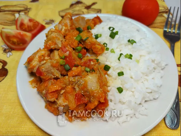 Фото блюда: Свинина, тушеная с овощами в мультиварке (без масла)