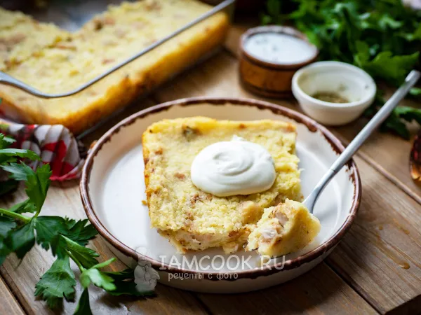 Фото блюда: Картофельная бабка с курицей в духовке