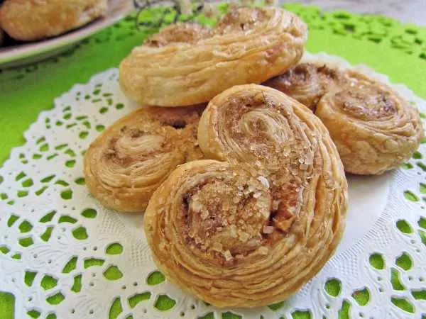 Фото блюда: Печенье «Ушки» из слоеного теста
