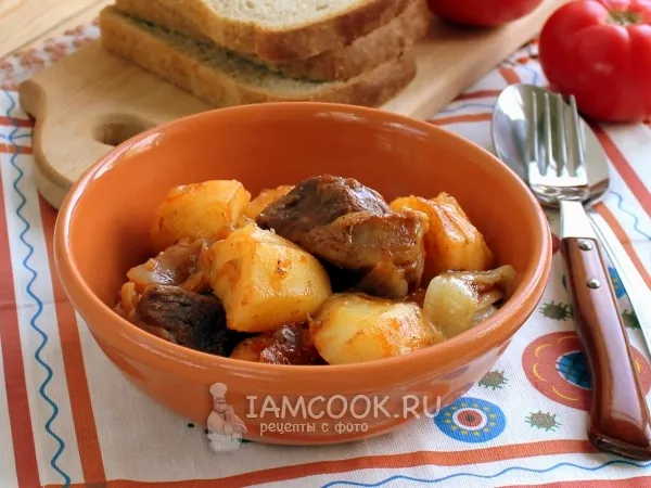 Фото блюда: Тушеная баранина с картошкой в мультиварке
