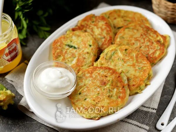Фото блюда: Оладьи из кабачков с бананом