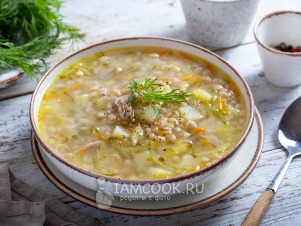 Фото блюда: Рассольник с полбой и солеными огурцами