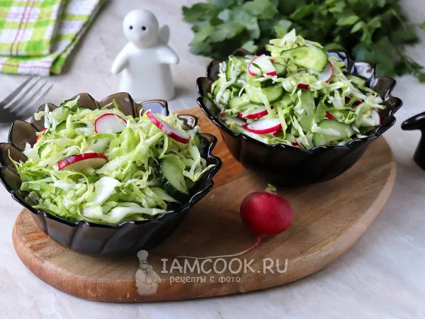 Фото блюда: Салат из капусты, огурцов и редиса