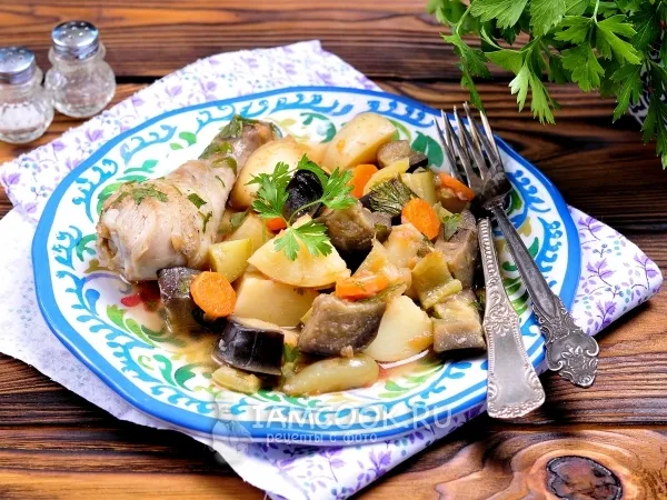 Фото блюда: Овощное рагу с курицей в мультиварке