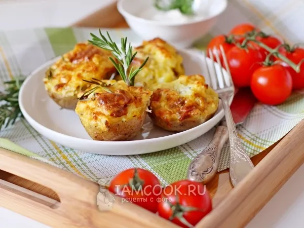 Фото блюда: Картофель, запеченный с Дорблю