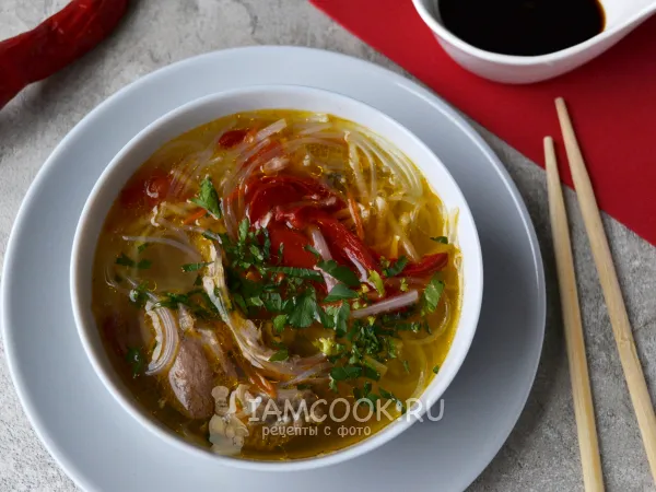 Фото блюда: Китайский суп с фунчозой и соевым соусом