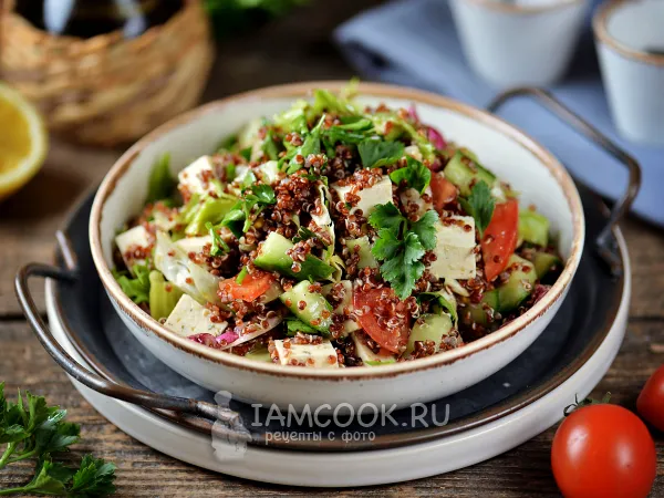 Фото блюда: Постный салат с киноа и тофу