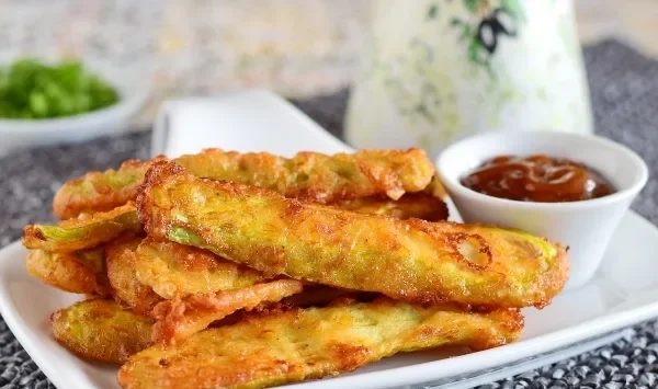 Фото блюда: Кабачки в кляре с сыром