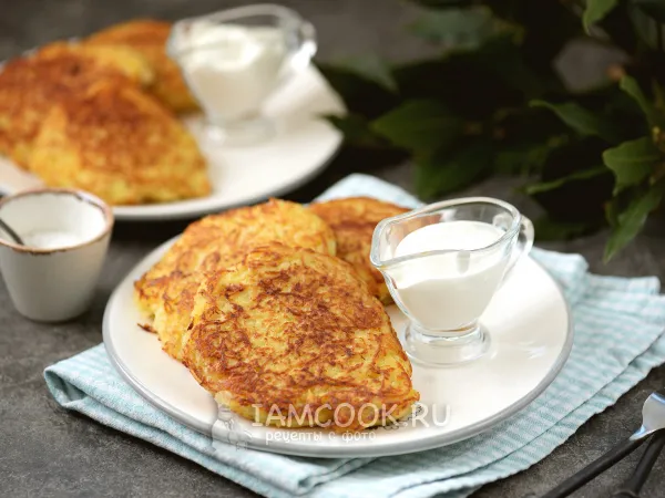 Фото блюда: Картофельные драники с фаршем и сыром