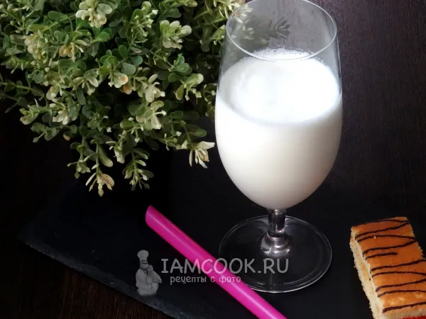 Фото блюда: Коктейль со сгущенкой (молочный)
