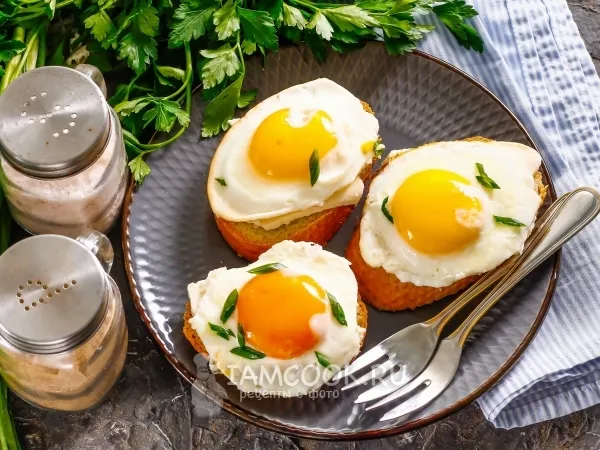 Фото блюда: Бутерброды с яйцом и брынзой