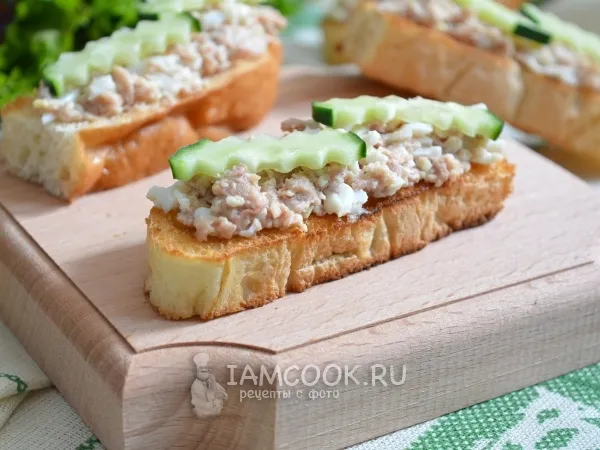 Фото блюда: Бутерброды с печенью трески и яйцом