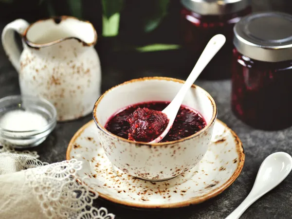 Фото блюда: Желе из малины с желатином на зиму