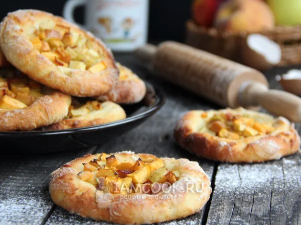 Фото блюда: Творожные ватрушки с фруктами