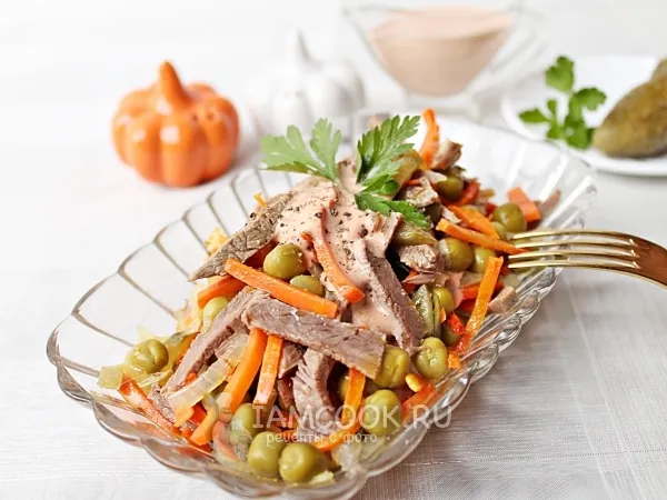 Фото блюда: Салат из говядины с морковью