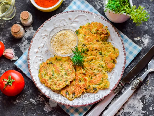 Фото блюда: Драники с брынзой и зеленью