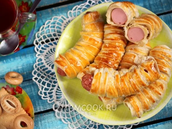 Фото блюда: Сосиски в слоёном тесте