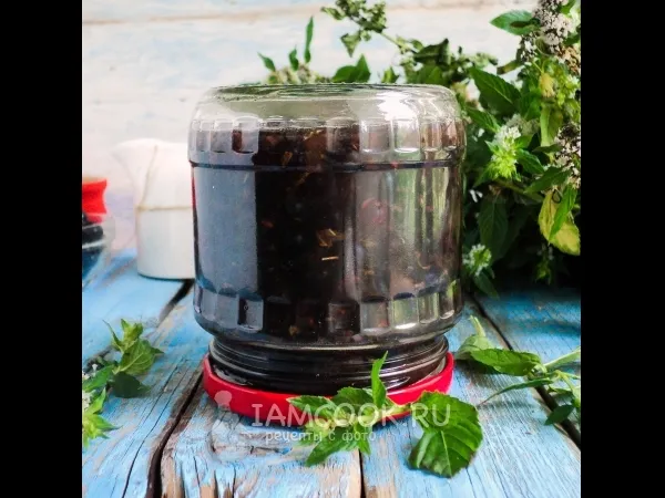 Фото блюда: Черная смородина в собственном соку на зиму