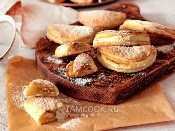 Фото блюда: Творожники с яблоком