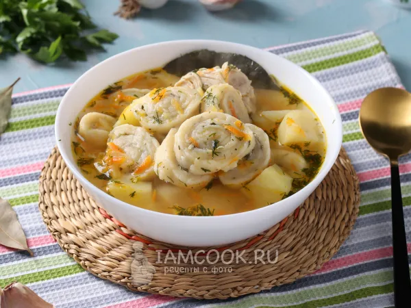 Фото блюда: Куриный суп с чесночными галушками