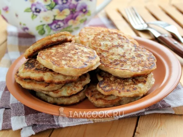 Фото блюда: Капустные оладьи с сыром