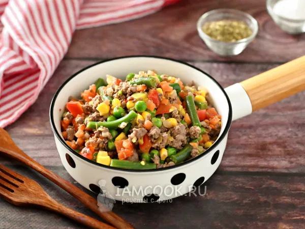 Фото блюда: Мексиканская смесь с фаршем на сковороде