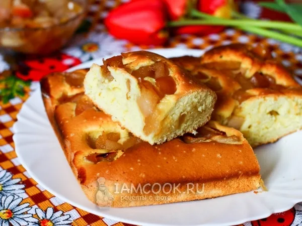 Фото блюда: Шарлотка с яблочным вареньем