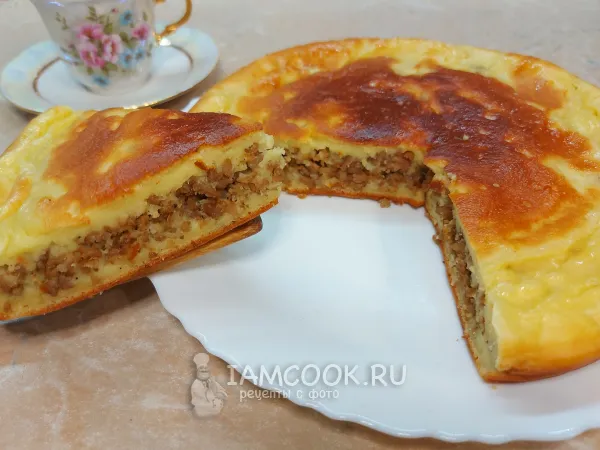 Фото блюда: Пирог с мясом на сковороде