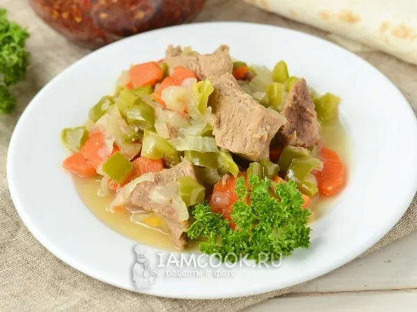 Фото блюда: Говядина с овощами в мультиварке