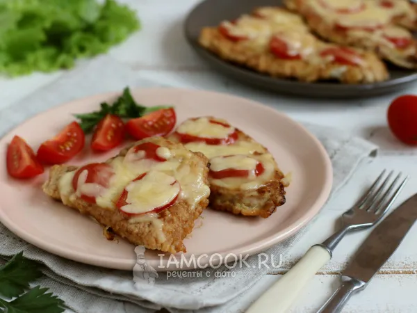 Фото блюда: Филе индейки в кляре с сыром