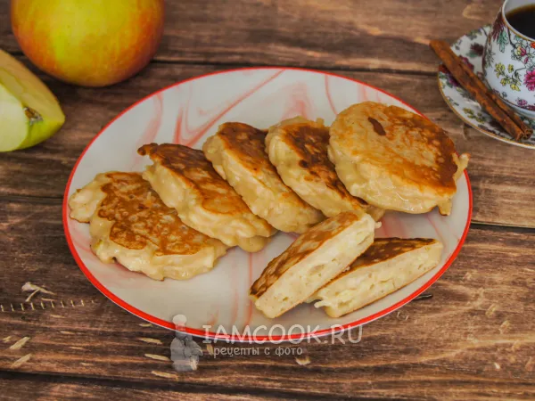 Фото блюда: Оладьи с яблоком на йогурте