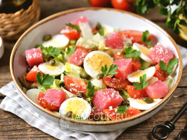 Фото блюда: Салат с копченым тунцом