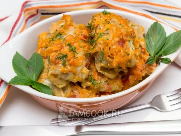 Фото блюда: Голубцы в томатно-сметанном соусе (в духовке)