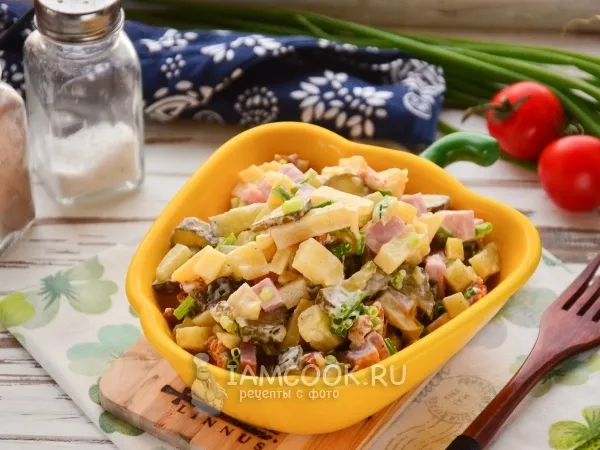 Фото блюда: Салат с ветчиной и орехами