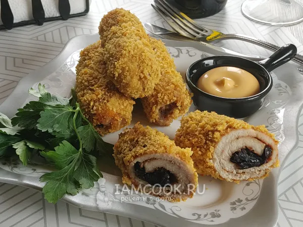 Фото блюда: Мясные пальчики с черносливом