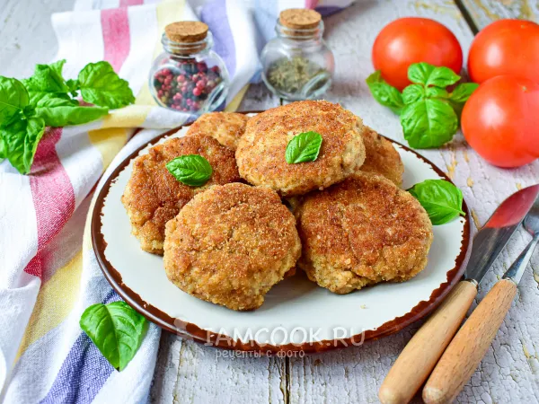 Фото блюда: Куриные котлеты с шампиньонами