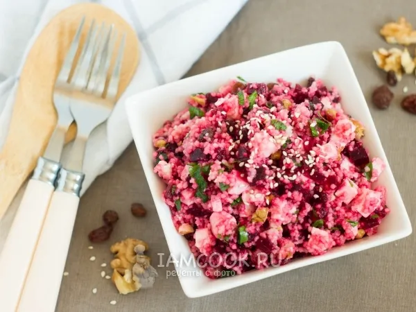Фото блюда: Кускус со свеклой и адыгейским сыром
